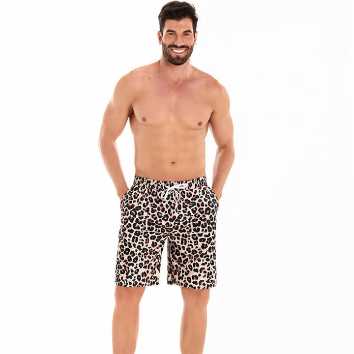 HERRAR Badshorts med trendigt leopardmönster och lätt, snabbtorkande material Mirla-Eva Jonsson