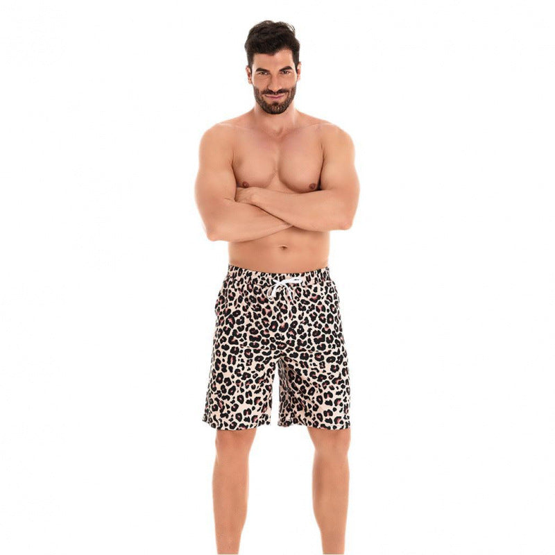 HERRAR Badshorts med trendigt leopardmönster och lätt, snabbtorkande material Mirla-Eva Jonsson