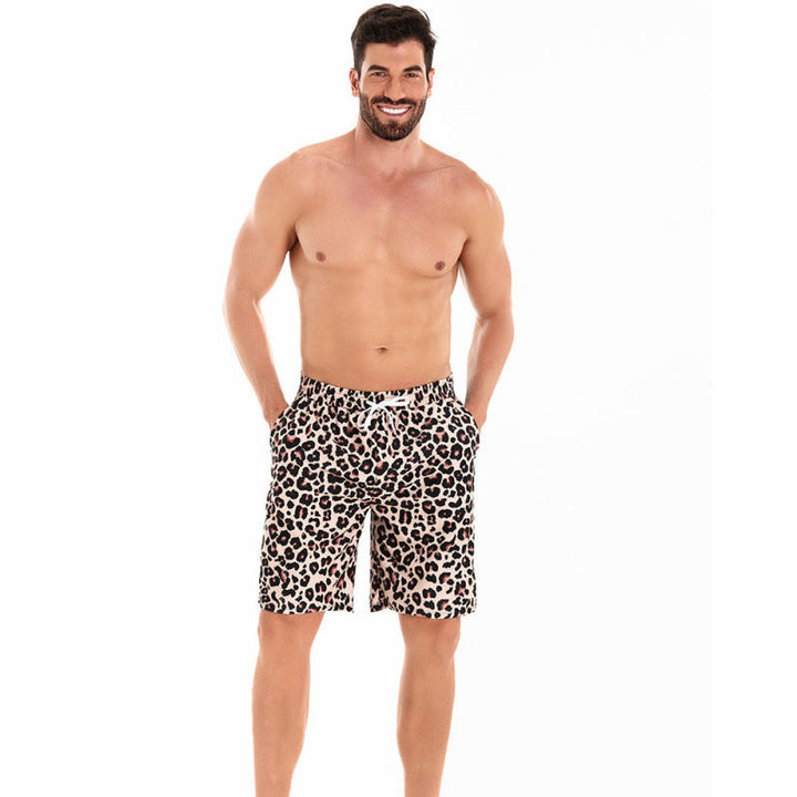 HERRAR Badshorts med trendigt leopardmönster och lätt, snabbtorkande material Mirla-Eva Jonsson