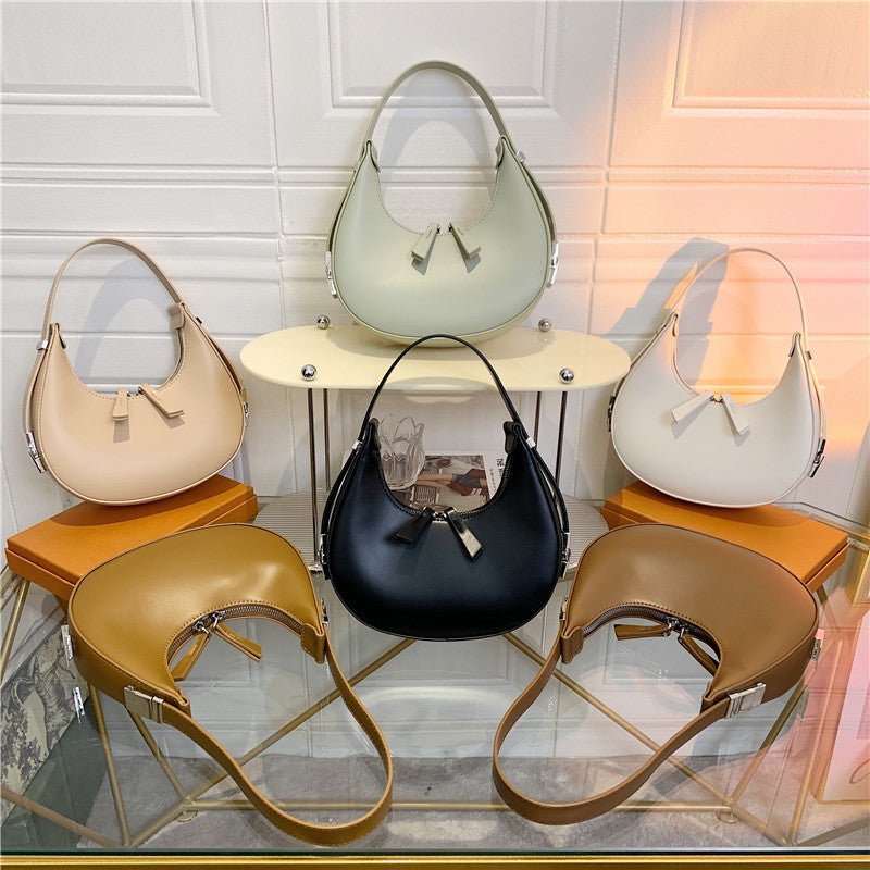 Half Moon Bag | Trendy | Dragkedja | Axelremsväska | Liten väska-Eva Jonsson