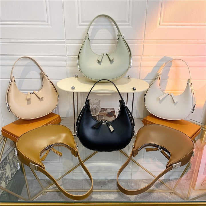 Half Moon Bag | Trendy | Dragkedja | Axelremsväska | Liten väska-Eva Jonsson