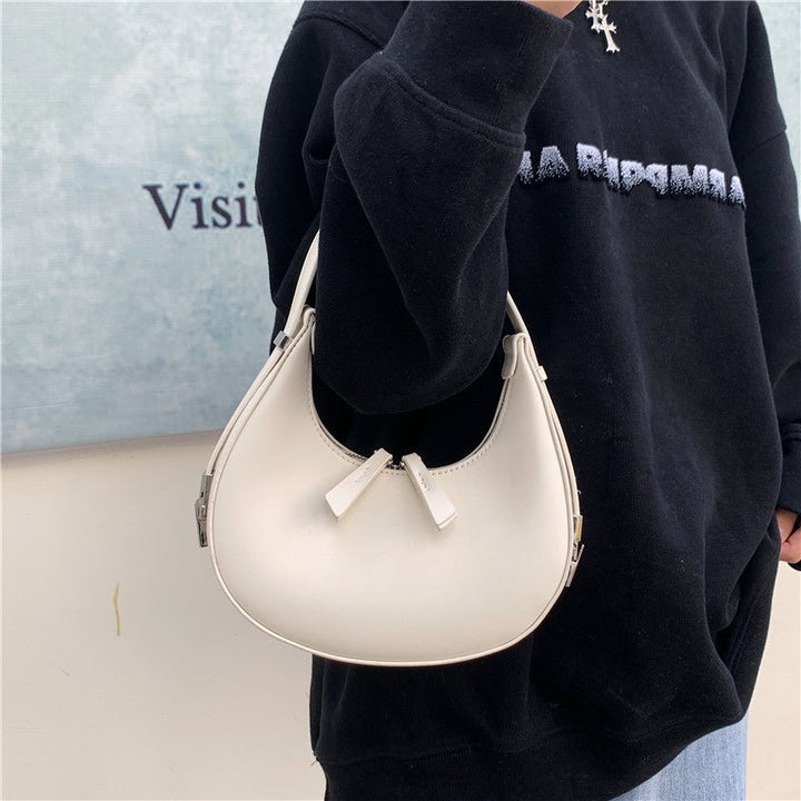 Half Moon Bag | Trendy | Dragkedja | Axelremsväska | Liten väska-Eva Jonsson