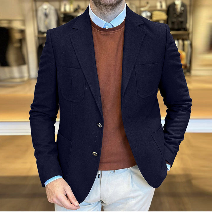 Herr Eleganta Mockaskinnblazer med dubbel knappslå och praktiska fickor Mirla-Eva Jonsson