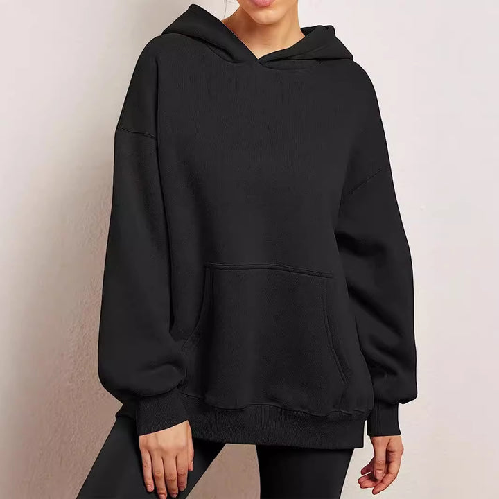 Herr Hoodie med oversized passform och praktiska kängurufickor Mirla-Eva Jonsson