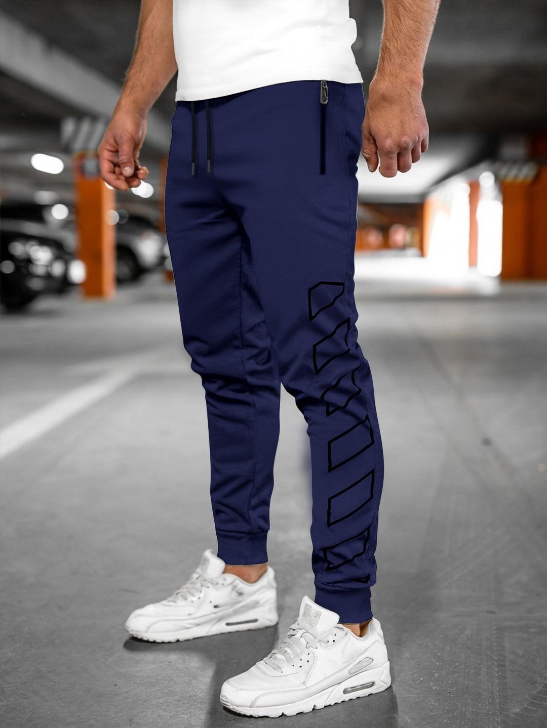 Herr Sportig joggingbyxor med modern design och sidofickor Eva Jonsson-Eva Jonsson