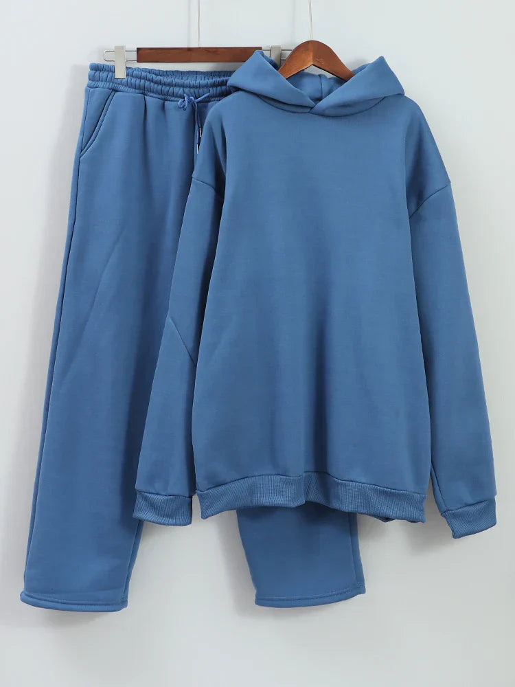 Herr Träningsdräkt i Oversized Stil med Komfort & Modern Design | Mirla-Eva Jonsson