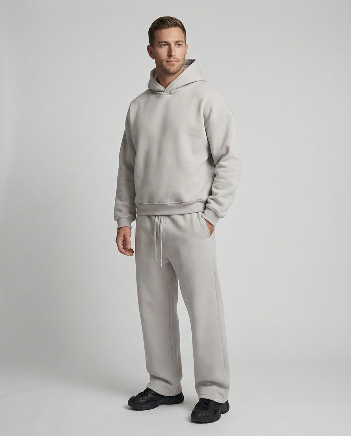 Herr Träningsdräkt i Oversized Stil med Komfort & Modern Design | Mirla-Eva Jonsson