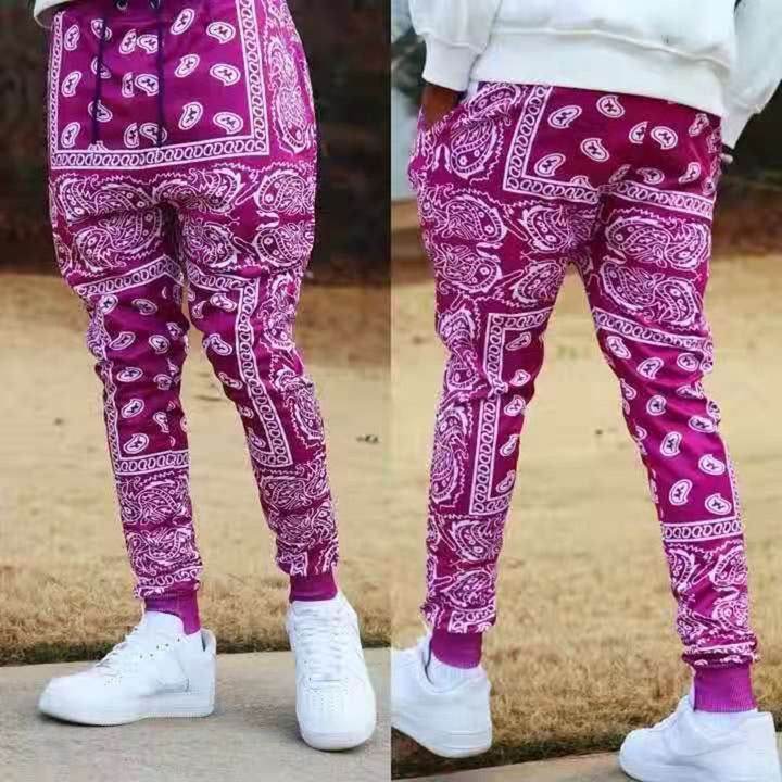 Herr Trendig Joggingbyxa med Bandana-mönster Mirla-Eva Jonsson