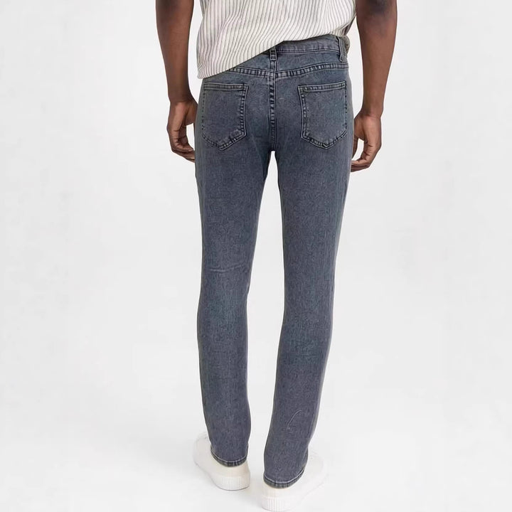 Herr Z destroyed jeans with fashionable used look Mirla-Eva Jonsson