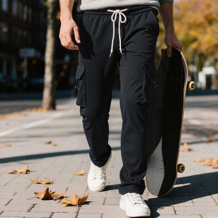 Herr bekväm Cargo-joggingbyxor med praktiska sidfickor Mirla-Eva Jonsson