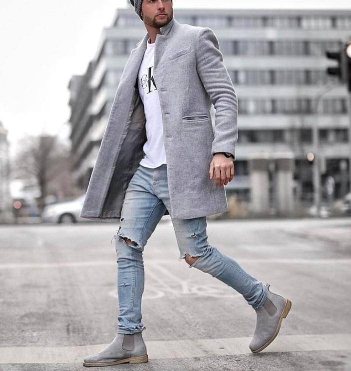 Herr elegant långrock i minimalistisk design med praktiska fickor Mirla-Eva Jonsson