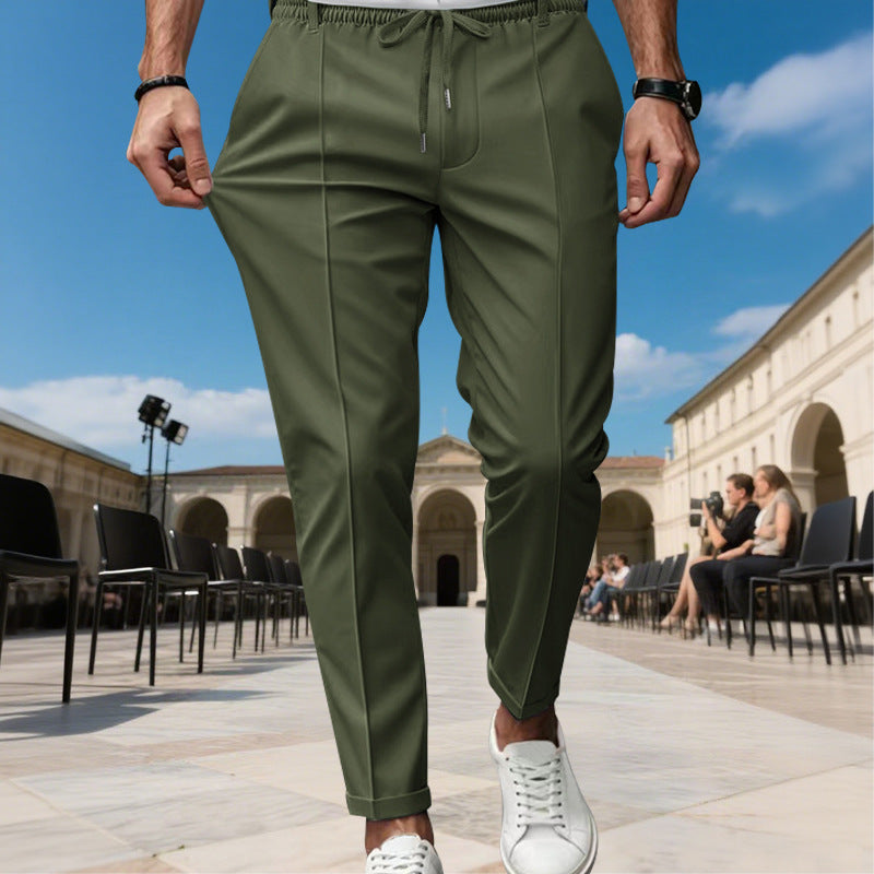 Herr modern Chino-byxa med bekväm elastisk midja och praktiska sidofickor Eva Jonsson-Eva Jonsson