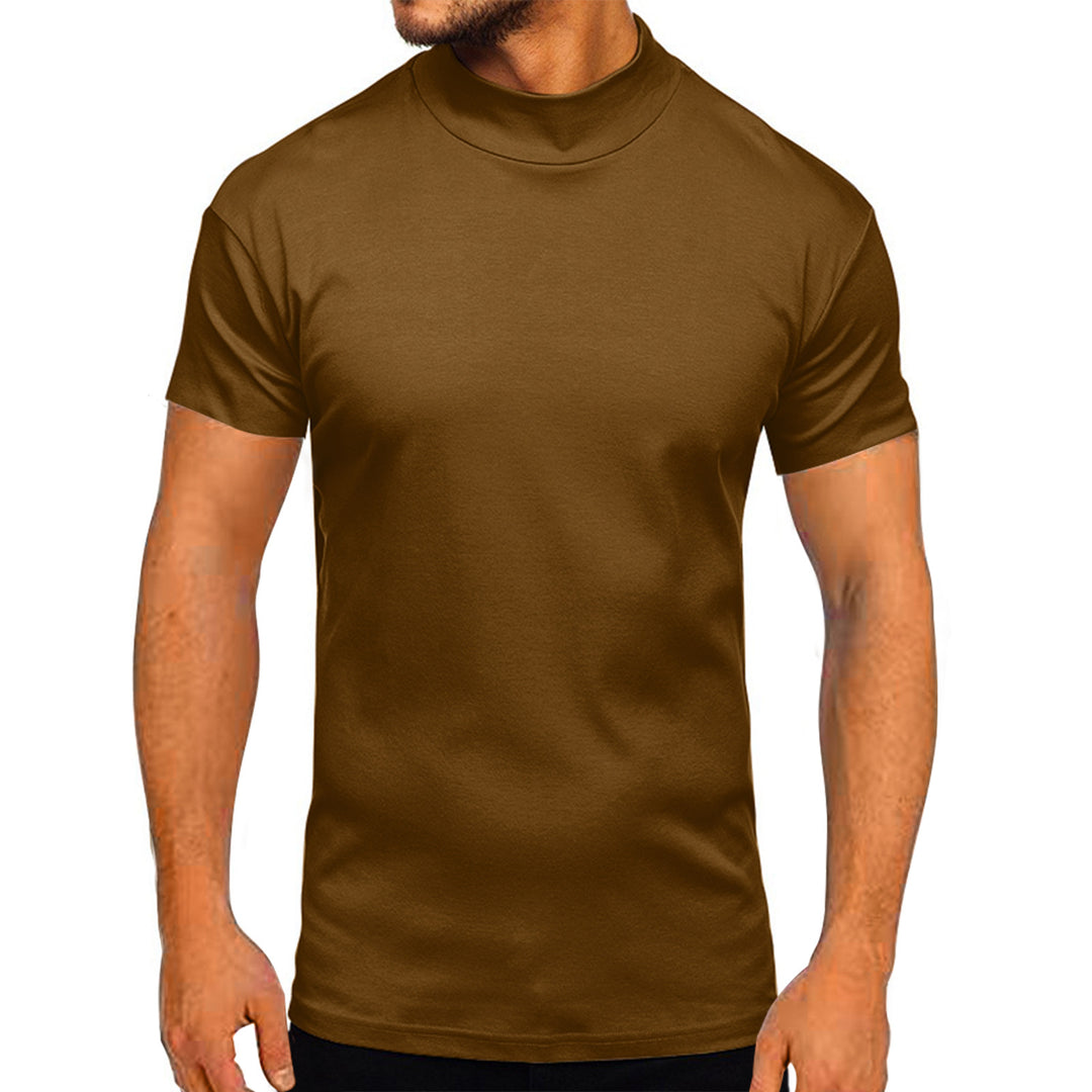 Herr modern kortärmad T-shirt med stående krage och strukturerad design Mirla-Eva Jonsson