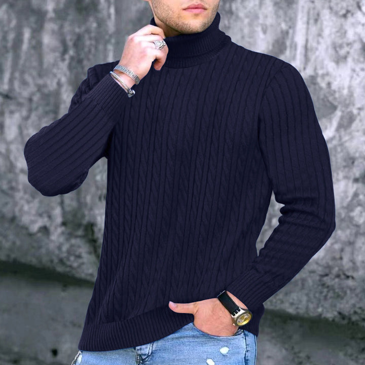 Herr modern rullkragepullover med strukturerad design Mirla-Eva Jonsson