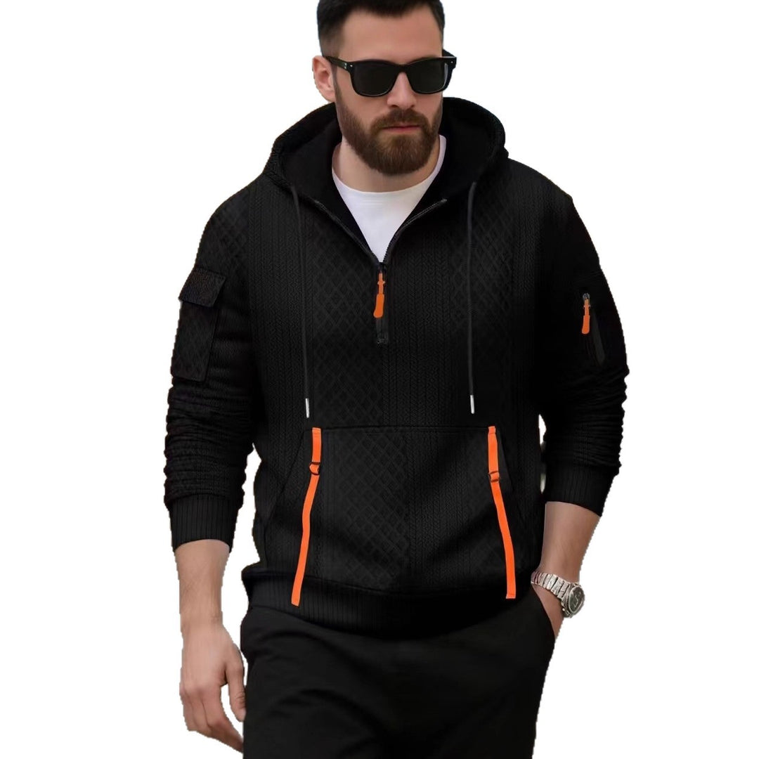 Herr sportig hooded sweatshirt med strukturerad design och praktiska dragkedjefickor Eva Jonsson-Eva Jonsson
