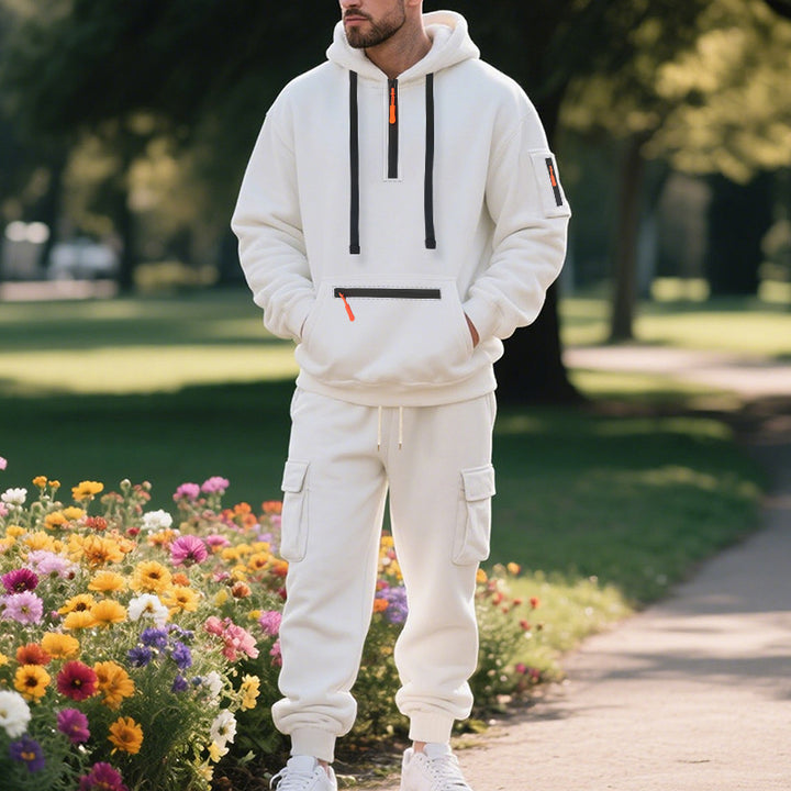 Herr sportig hoodie och byxset med praktiska fickor Mirla-Eva Jonsson
