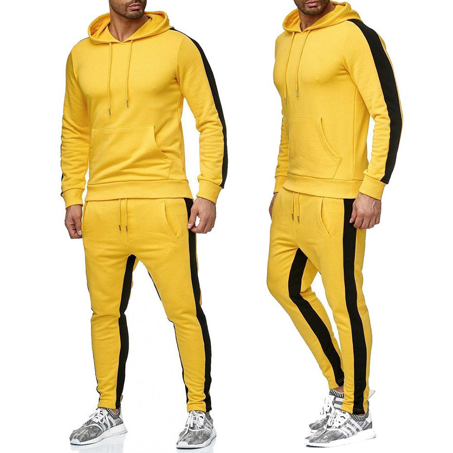 Herr sportig hoodie set med kontrasterande sidostråk Mirla-Eva Jonsson