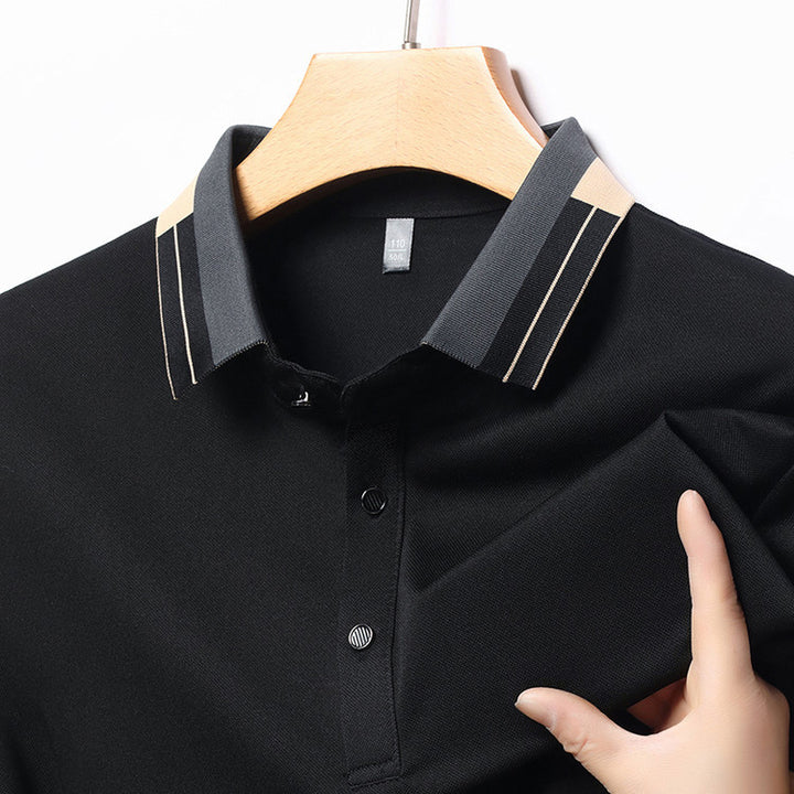 Herr stiligt Poloshirt med modern krage och eleganta accenter Mirla-Eva Jonsson