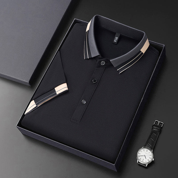 Herr stiligt Poloshirt med modern krage och eleganta accenter Mirla-Eva Jonsson