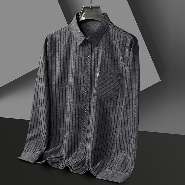 Herr stiligt Slim-Fit långärmad skjorta med strukturerad design Mirla-Eva Jonsson