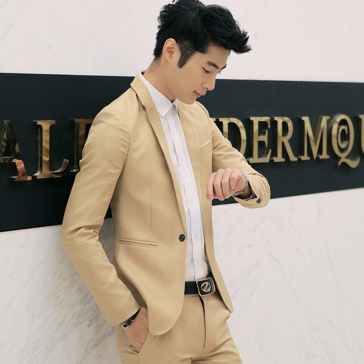 HerrElegant Kostym med modern Slim-Fit-silhuett Mirla-Eva Jonsson