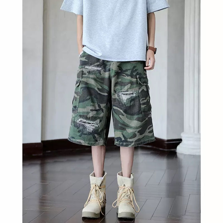 Herrar Cargo-shorts med robust kamouflage-design och mångsidiga fickor Mirla-Eva Jonsson