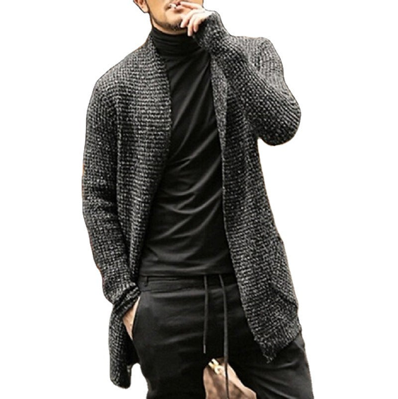 Herrar Grov stickad cardigan med öppen design och moderna detaljer Mirla-Eva Jonsson
