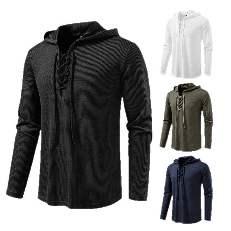 Herrar Hoodie med innovativ snörning och strukturerad design Mirla-Eva Jonsson