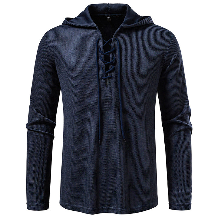 Herrar Hoodie med innovativ snörning och strukturerad design Mirla-Eva Jonsson