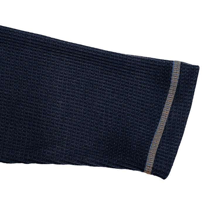 Herrar Långärmad Henley-tröja med modern design Mirla-Eva Jonsson