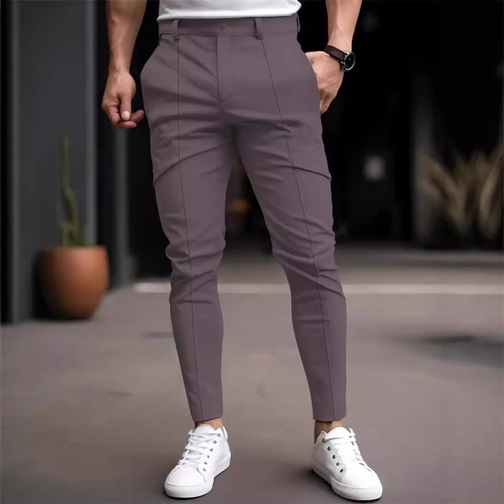 Herrar Modernt slim-fit Chinobyxor med elastisk midja och mångsidiga fickor Mirla-Eva Jonsson