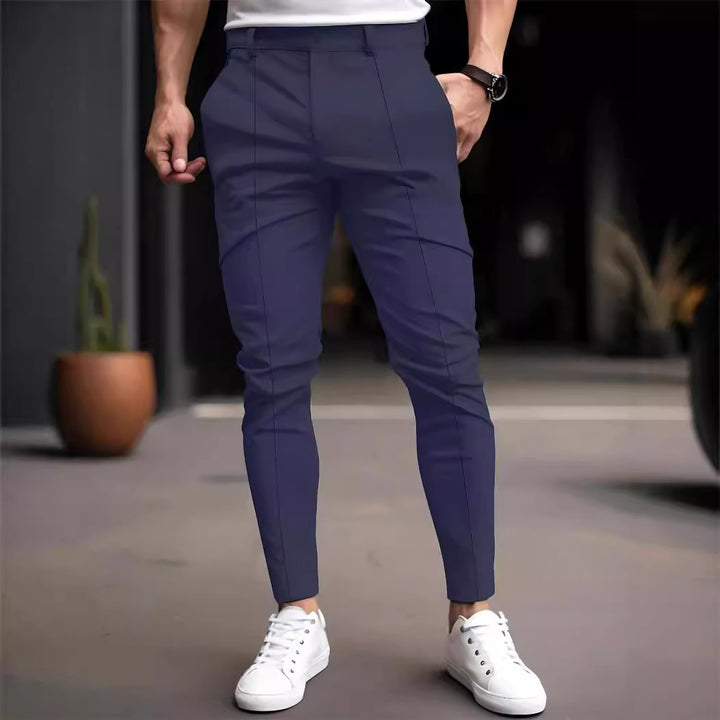 Herrar Modernt slim-fit Chinobyxor med elastisk midja och mångsidiga fickor Mirla-Eva Jonsson
