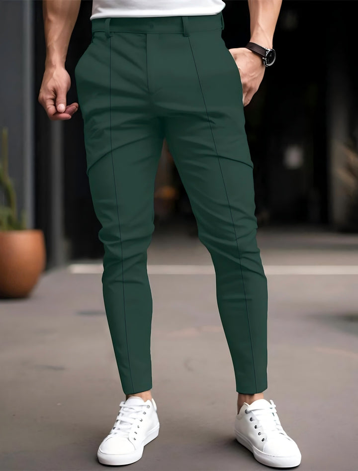 Herrar Modernt slim-fit Chinobyxor med elastisk midja och mångsidiga fickor Mirla-Eva Jonsson