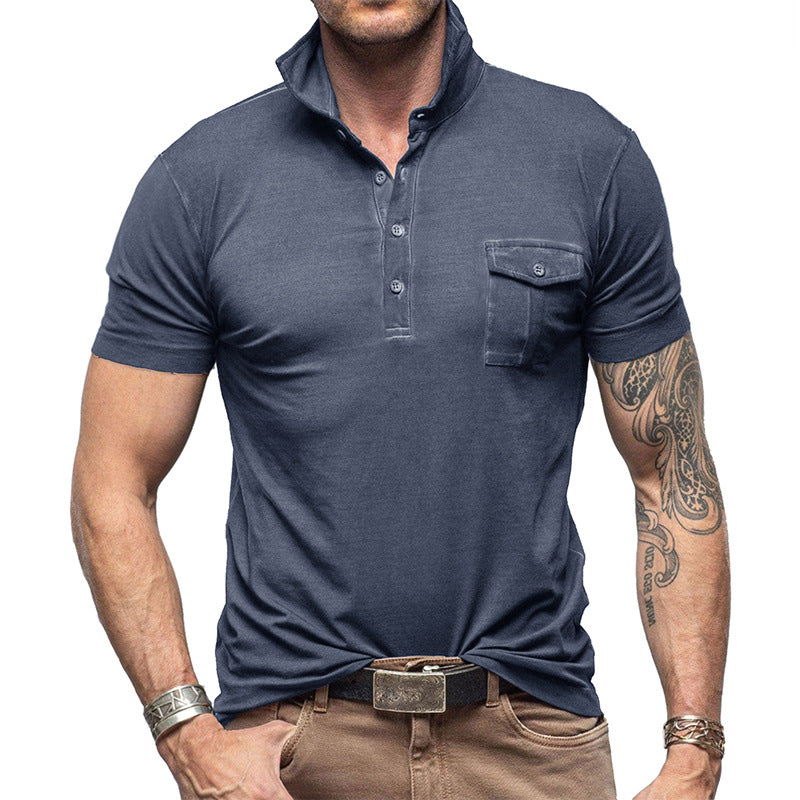 Herrar Poloshirt med moderiktig bröstficka och ståkrage Mirla-Eva Jonsson