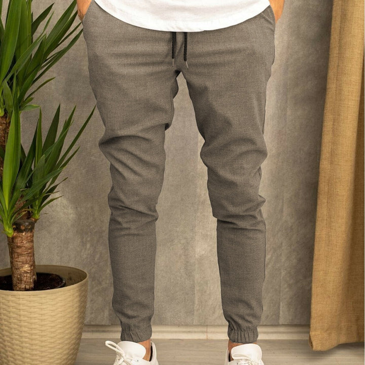 Herrar Slim-Fit Joggingbyxor med elastisk midja och praktiska sidofickor Mirla-Eva Jonsson