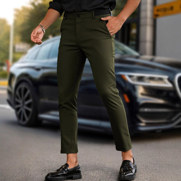 Herrar Slim-Fit kostymbyxa med elastisk midja och ultramodern design Mirla-Eva Jonsson