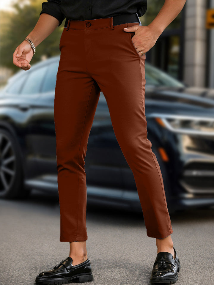 Herrar Slim-Fit kostymbyxa med elastisk midja och ultramodern design Mirla-Eva Jonsson