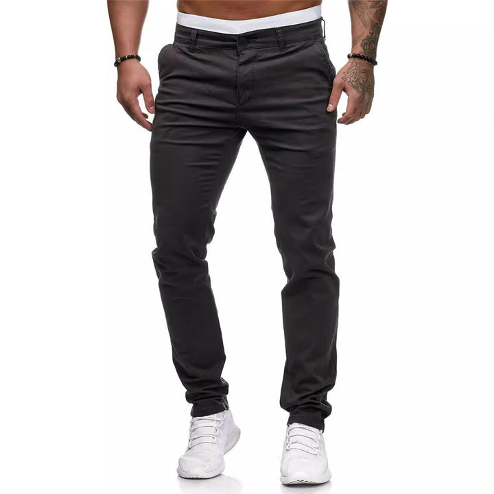 Herrar Smal skuren Chino-byxa med elastisk midja och tidlös design Eva Jonsson-Eva Jonsson