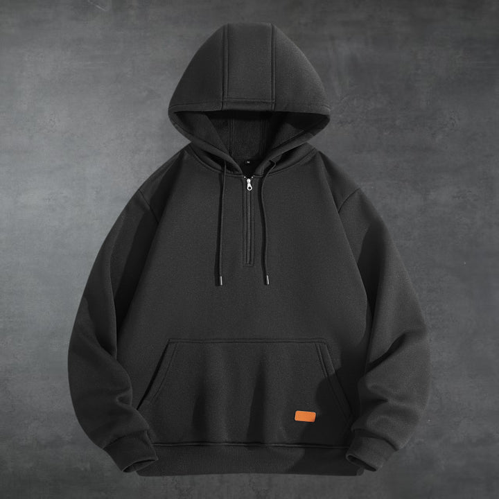 Herrar Sportig Hoodie med halvvisslad dragkedja och praktisk känguruficka Mirla-Eva Jonsson