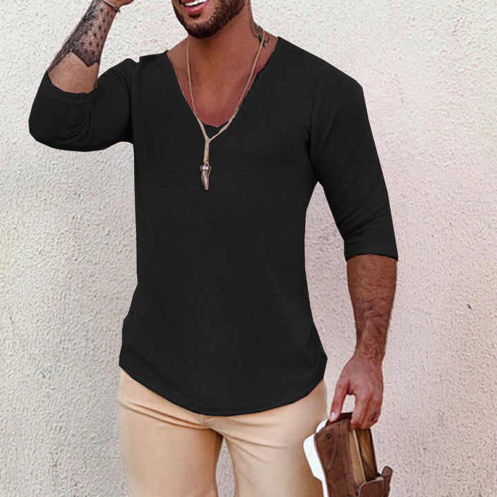 Herrar V-Hals T-shirt med innovativt strukturdesign Mirla-Eva Jonsson