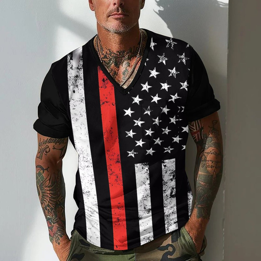 Herrar V-ringad T-shirt med unikt flaggmotiv Mirla-Eva Jonsson