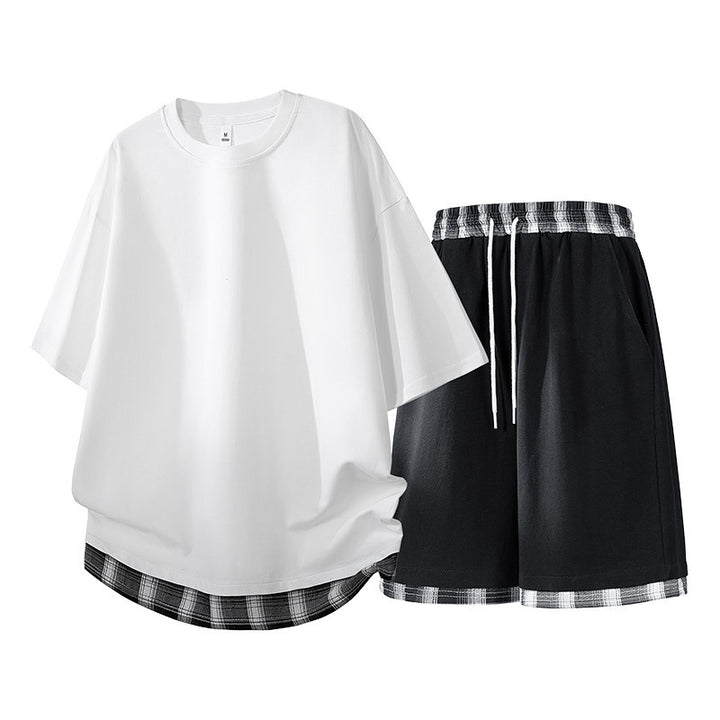 Herrar avslappnad fritidsset med avslappnad t-shirt och shorts Mirla-Eva Jonsson