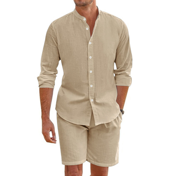 Herrar avslappnad outfit-set med modern Henley-skjorta och shorts Eva Jonsson-Eva Jonsson