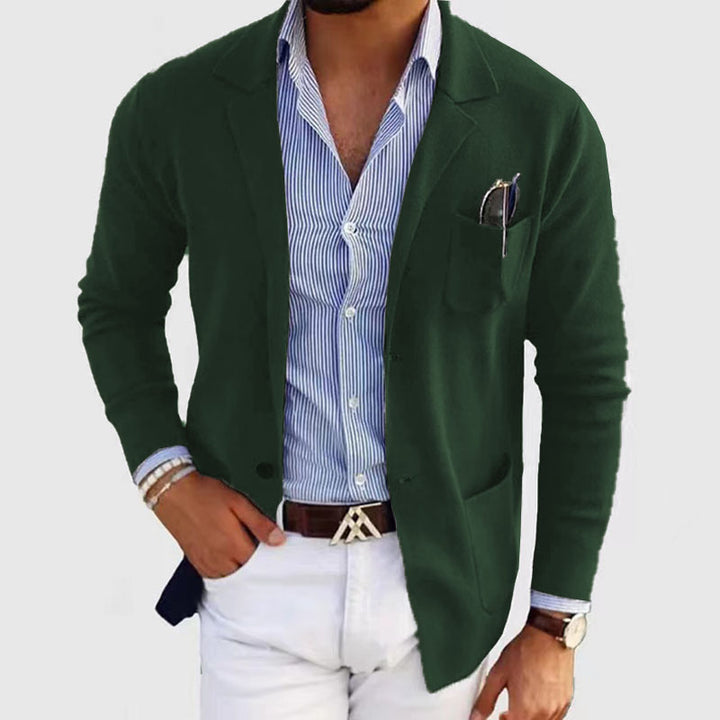 Herrar elegant cardigan med diskret design och praktiska fickor Mirla-Eva Jonsson