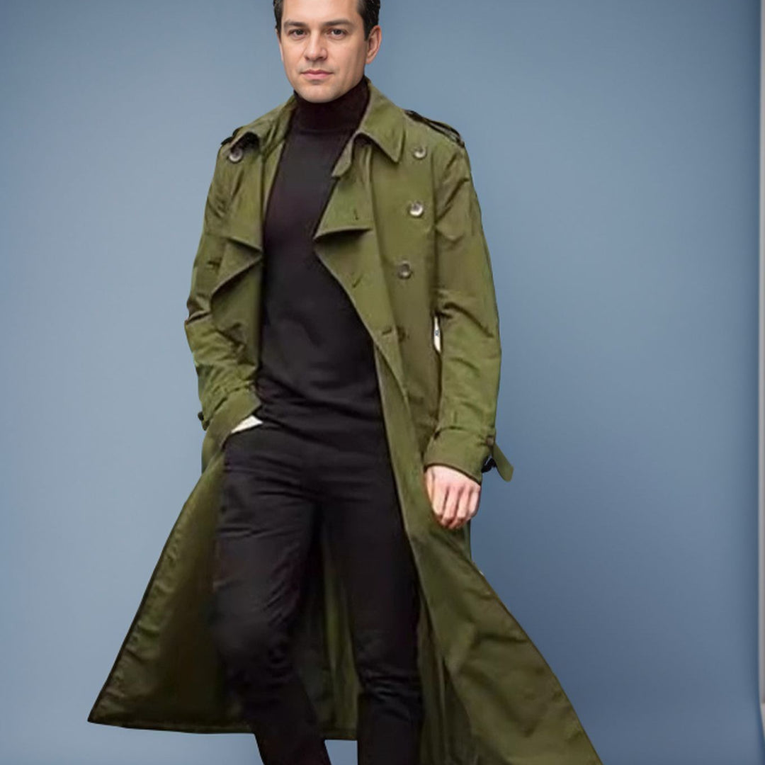 Herrar elegant trenchcoat med midjeband som kan justeras och klassiska detaljer Eva Jonsson-Eva Jonsson