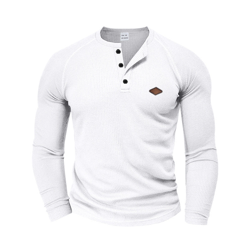 Herrar långärmad Henley-T-shirt med strukturerad väv och modernt knappdesign Mirla-Eva Jonsson