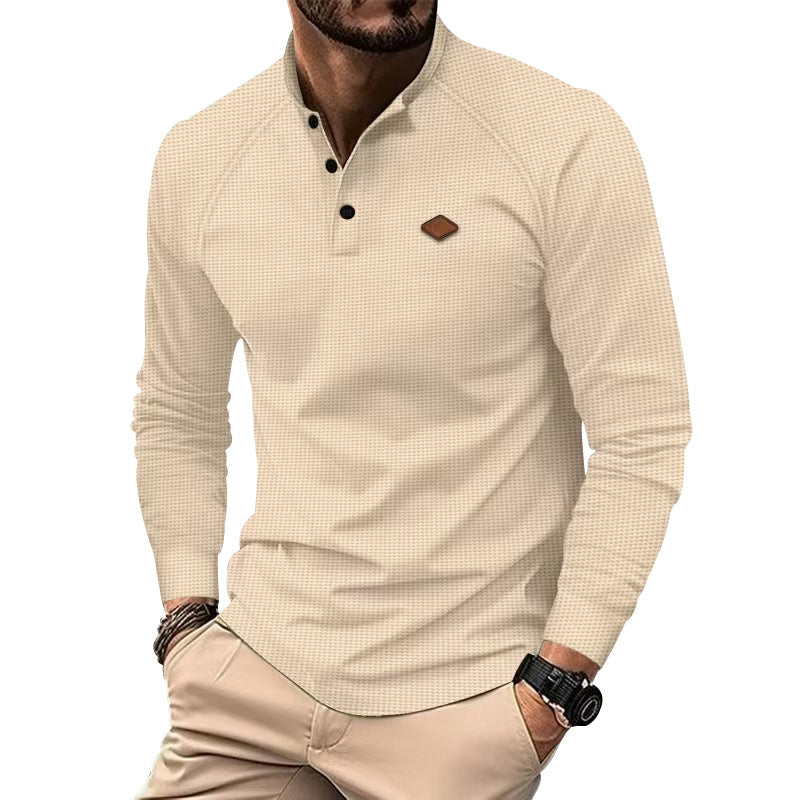 Herrar långärmad Henley-shirt med strukturerad yta och moderna knappr detaljer Eva Jonsson-Eva Jonsson