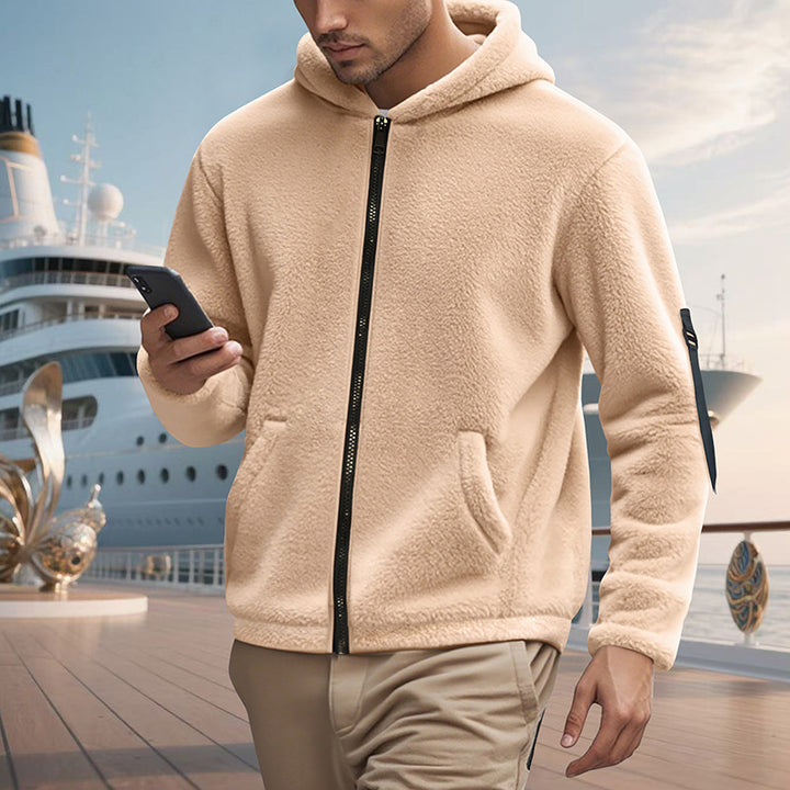 Herrar mjuk fleece hoodie med glansig dragkedja och praktiska fickor Mirla-Eva Jonsson