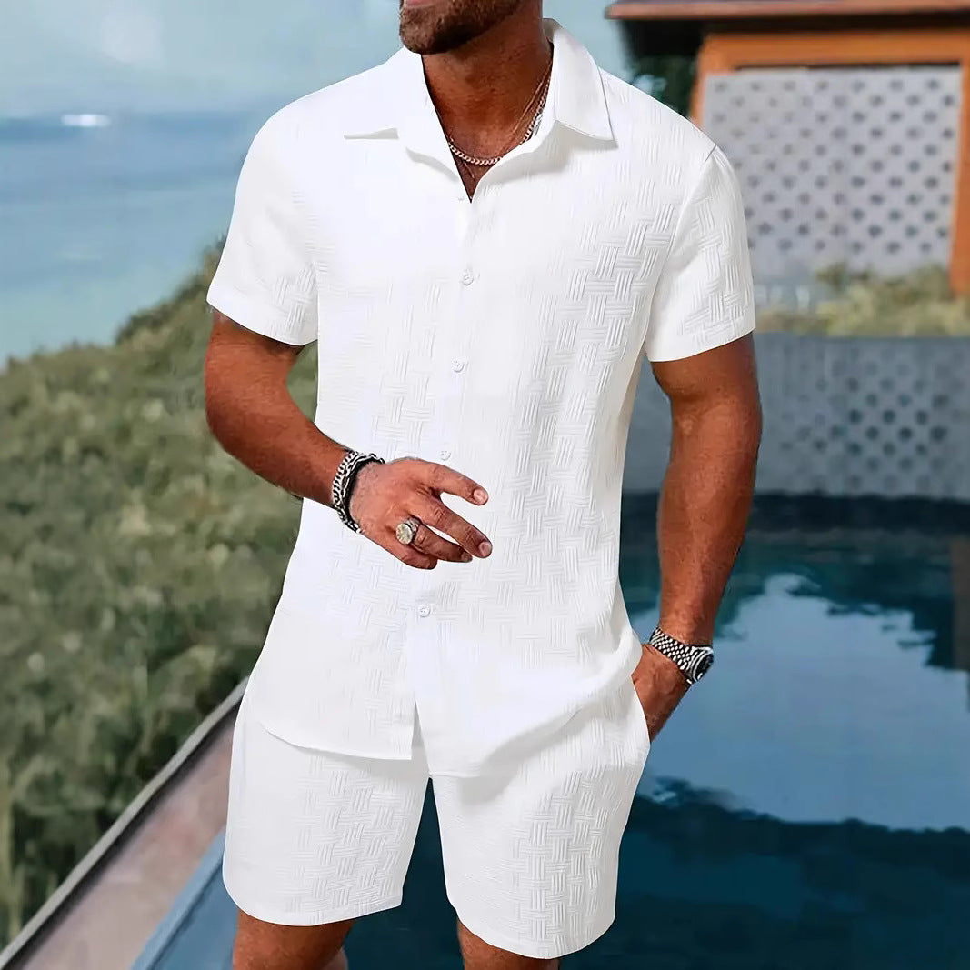 Herrar mode sommar-outfit med strukturerad design och korta ärmar Mirla-Eva Jonsson