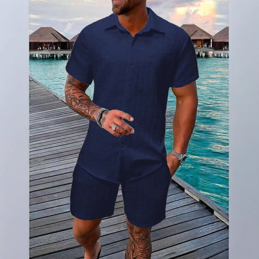 Herrar mode sommar-outfit med strukturerad design och korta ärmar Mirla-Eva Jonsson